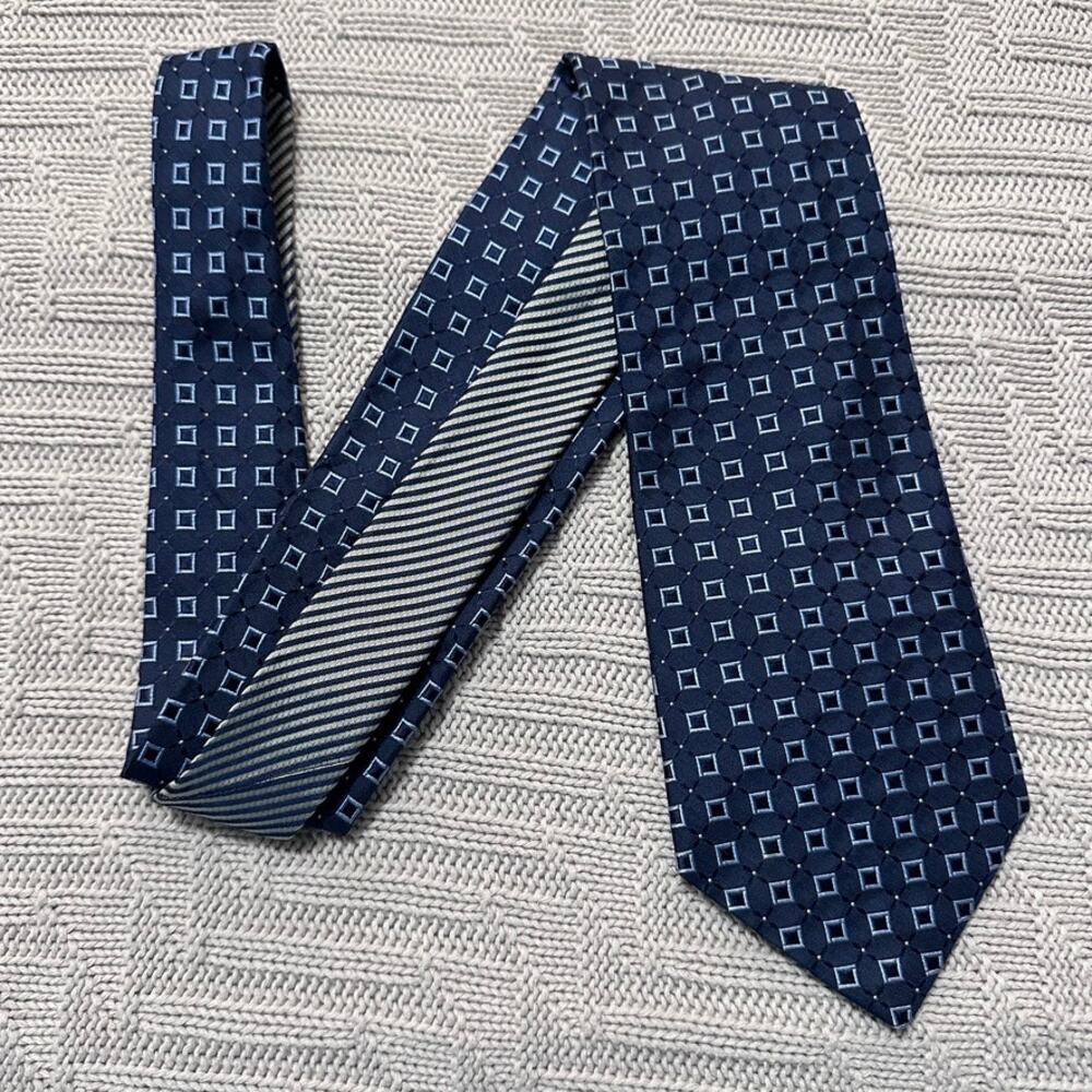 Tommy Hilfiger navy blue square patterned silk tie